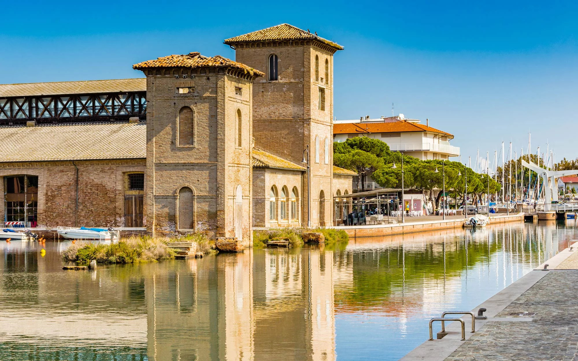 media.Slide-Cervia2-CFH-Tintoretto-Cervia