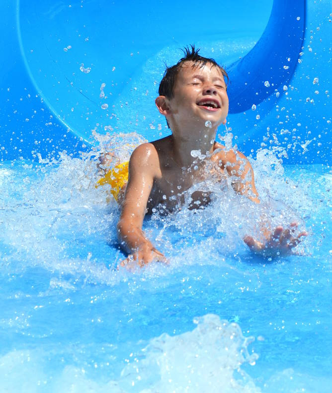 media.Club_Family_Hotel_parchi_divertimento_gratis_Beach_Village_Riccione_668x790_ev_1