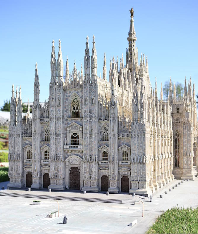 media.Duomo-di Milano-al-parco-tematico-Italia-in-Miniatura-ingressi-gratuiti-per-tutta-la-famiglia-in-vacanza-al-Club-Family-Hotel-Tintoretto-Cervia