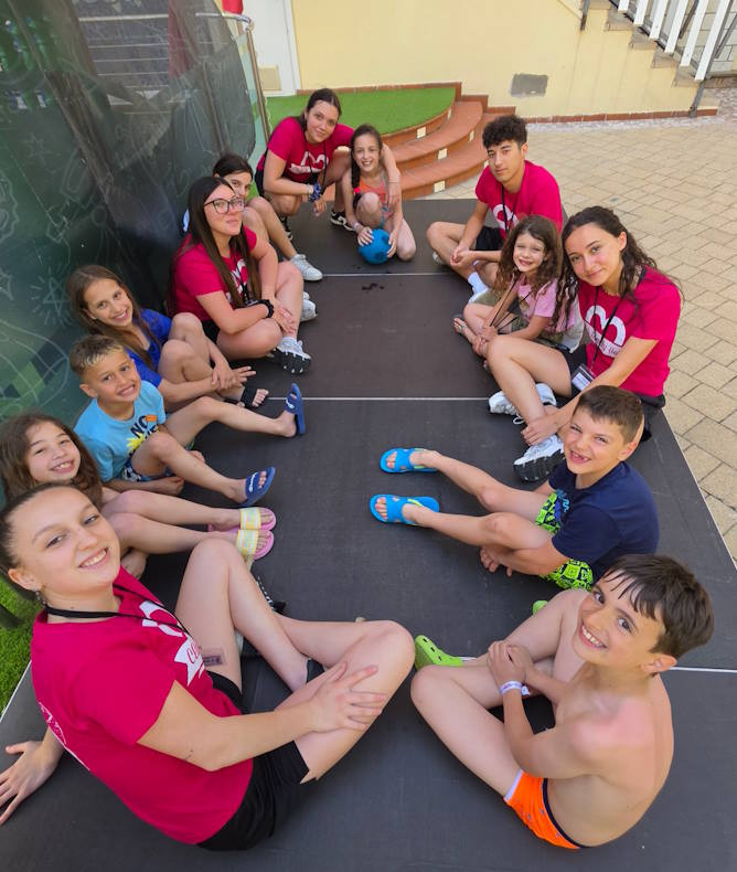 media.Gallery Anmazione animatrici e bambini in attività e giochi pomeridiani
