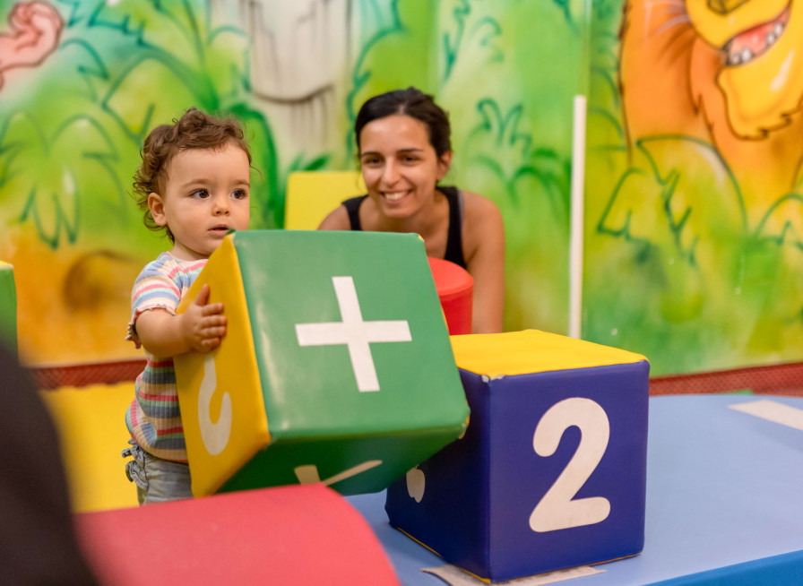 media.Slide-Nanny-CFH-Tintoretto-Cervia