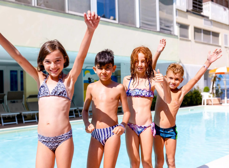 media.Slide-Piscina-CFH-Tintoretto-Cervia